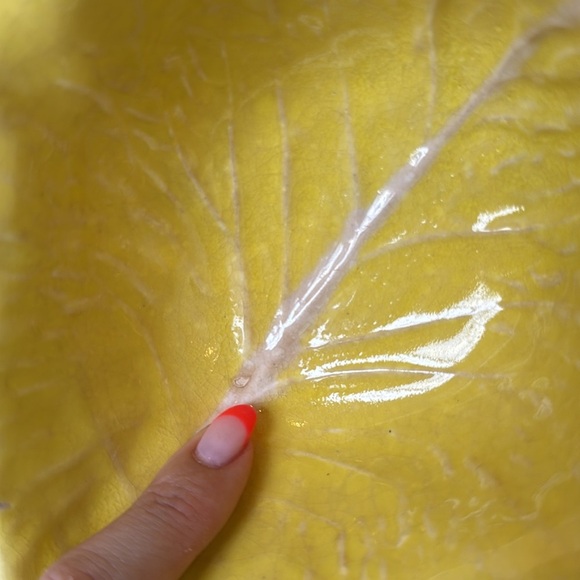 SECLA PORTUGAL Vintage Yellow Cabbage Leaf Serving Bowls and Small Plate - Picture 9 of 10